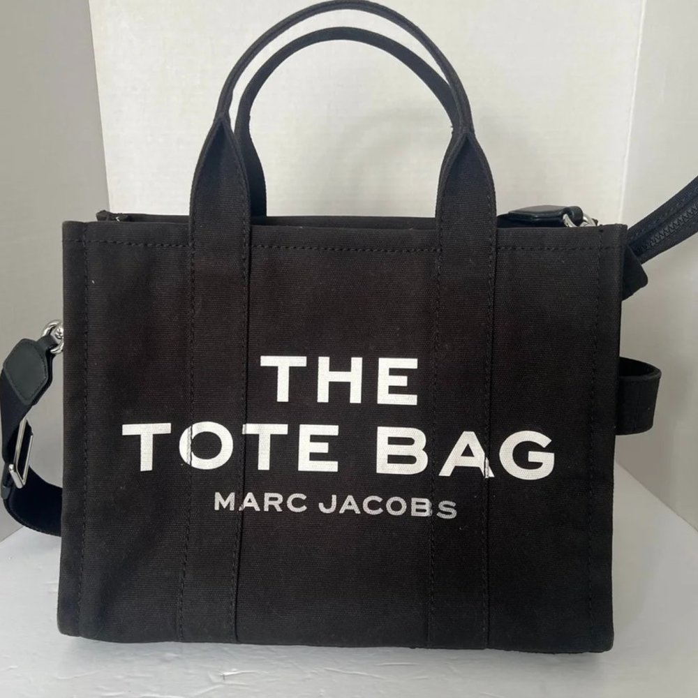MARC JACOBS The Tote Medium bag black